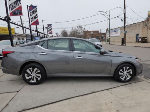 Used Car Dealer «Baha Auto Sales», reviews and photos, 4257 W North Ave, Chicago, IL 60639, USA