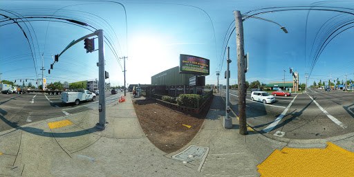 Pawn Shop «All That Glitters Pawn Shop Portland», reviews and photos, 12200 SE Division St, Portland, OR 97236, USA