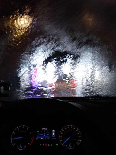 Car Wash «Bee Clean Car Wash», reviews and photos, 13011 Silicon Dr, San Antonio, TX 78249, USA