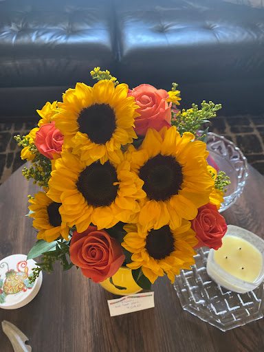 River Vale Flower Shop, Inc., 669 Westwood Ave, River Vale, NJ 07675, USA, 