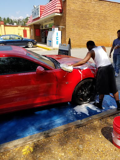 BrighT Car Wash en Chamblee