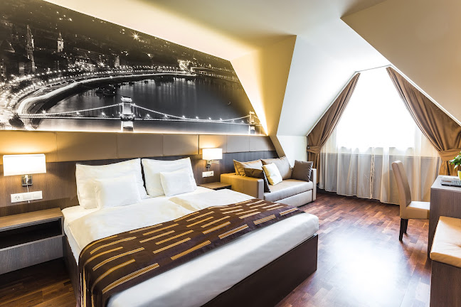 Értékelések erről a helyről: 12 Revay Hotel, Budapest - Szálloda