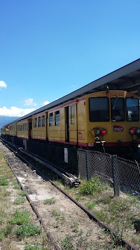 Le Train jaune du Restaurant Bistrot de la Gare à Enveitg - n°2