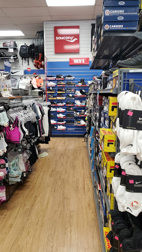 Sporting Goods Store «Big 5 Sporting Goods», reviews and photos, 3935 State St, Santa Barbara, CA 93105, USA