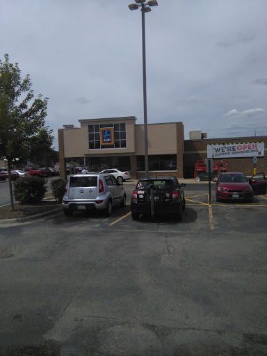 Supermarket «ALDI», reviews and photos, 74 W Rollins Rd, Round Lake, IL 60073, USA