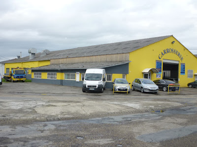 Carrosserie Lazeroviez/Lagmidi à Tonneins