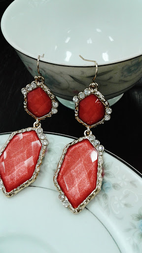 Thrift Store «Music City Thrift», reviews and photos, 3780 Nolensville Pike, Nashville, TN 37211, USA