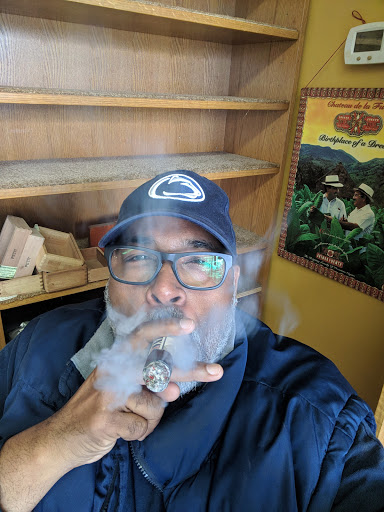 Tobacco Shop «Pipes & Pleasures», reviews and photos, 4244 E Main St, Columbus, OH 43213, USA