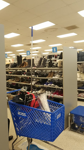 Clothing Store «Ross Dress for Less», reviews and photos, 1140 Bullsboro Dr, Newnan, GA 30265, USA