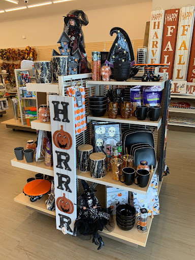 Home Goods Store «Tuesday Morning», reviews and photos, 774 S Perry St, Castle Rock, CO 80104, USA