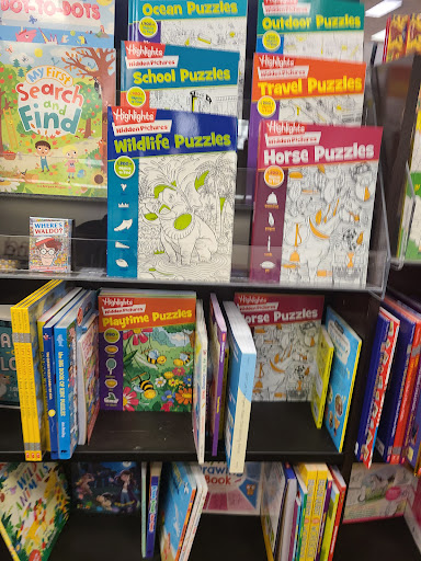 Book Store «Books-A-Million», reviews and photos, 1100 N Wesleyan Blvd, Rocky Mount, NC 27804, USA