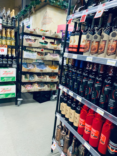 Fruit and Vegetable Store «Harvest Fresh Market», reviews and photos, 100 E Rand Rd, Arlington Heights, IL 60004, USA