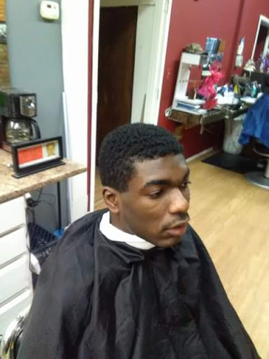 Barber Shop «Adjuntas Barber Shop», reviews and photos, 5500 Lorain Ave, Cleveland, OH 44102, USA