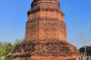 Chedi Hak Temple image