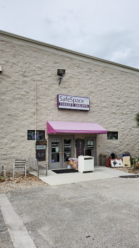 Thrift Store «SafeSpace Thrift Shoppe», reviews and photos, 10011 US-1, Port St Lucie, FL 34952, USA