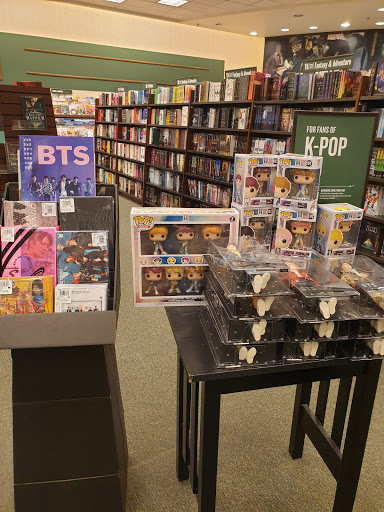Book Store «Barnes & Noble», reviews and photos, 14790 Greyhound Plaza, Carmel, IN 46032, USA