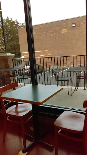 Bakery «Hollin Hall Pastry Shop», reviews and photos, 7920 Fort Hunt Rd, Alexandria, VA 22308, USA