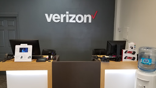 Cell Phone Store «Verizon Authorized Retailer - A Wireless», reviews and photos, 433 N Beverly Dr, Beverly Hills, CA 90210, USA