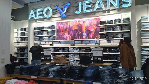 Shopping Mall «Orlando Vineland Premium Outlets», reviews and photos, 8200 Vineland Ave, Orlando, FL 32821, USA