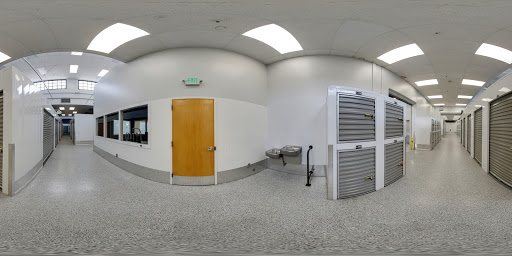 Self-Storage Facility «East Sac Self Storage», reviews and photos, 3301 S St, Sacramento, CA 95816, USA