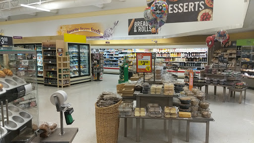 Grocery Store «Stop & Shop», reviews and photos, 334 NJ-31, Flemington, NJ 08822, USA