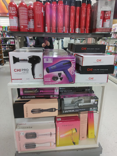 Department Store «T.J. Maxx», reviews and photos, 620 N Edwards Blvd, Lake Geneva, WI 53147, USA