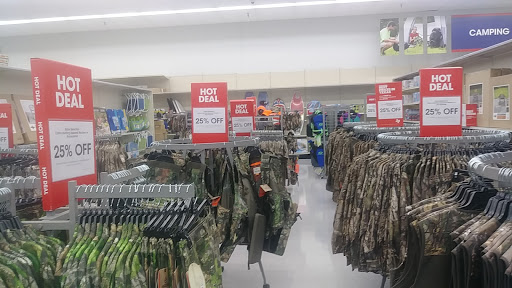 Sporting Goods Store «Academy Sports + Outdoors», reviews and photos, 1101 W Arbrook Blvd, Arlington, TX 76015, USA