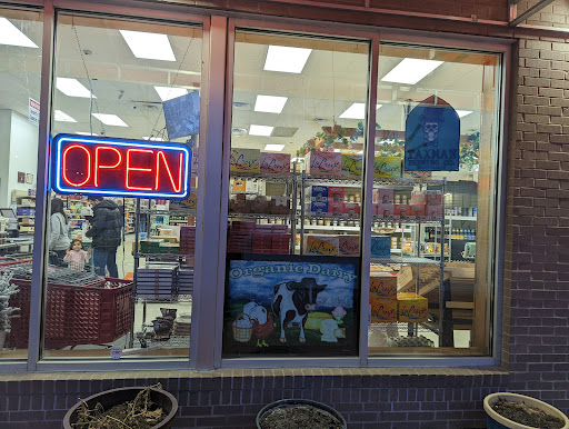 Grocery Store «Sahara Mart», reviews and photos, 106 E 2nd St, Bloomington, IN 47401, USA