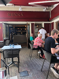 Atmosphère du MENNA - Restaurant gastronomique Nîmes à Nîmes - n°4