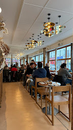 Photo n°15 de Jolia à Paris ()