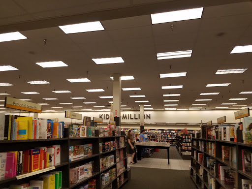 Book Store «Books-A-Million», reviews and photos, 1825 Tamiami Trail, Port Charlotte, FL 33948, USA