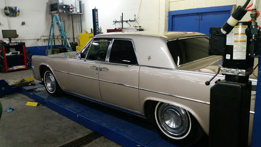 Auto Repair Shop «Integrity Auto Care», reviews and photos, 901 S Riverside Dr a, Clarksville, TN 37040, USA