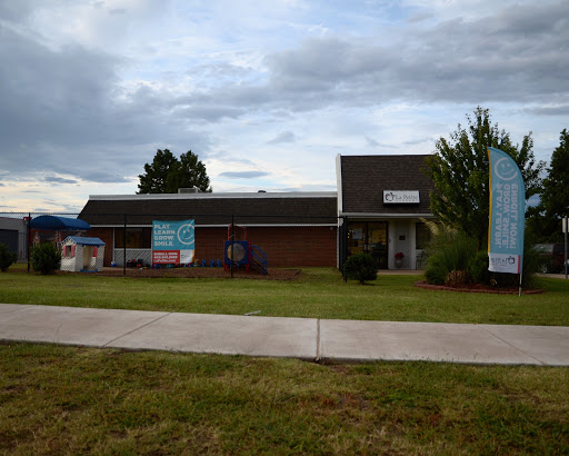 Day Care Center «La Petite Academy of Roninson, OK», reviews and photos, 3300 W Robinson St, Norman, OK 73072, USA