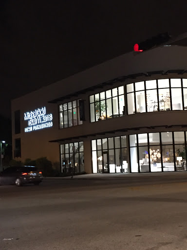 Roofing Contractor «Salomon Roofing & Construction», reviews and photos, 689 W 26th St, Hialeah, FL 33010, USA