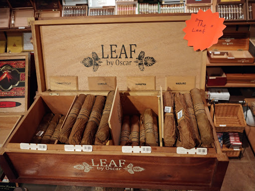 Cigar Shop «Tobacco Road Fine Cigars, Indoor Golf & Gifts.», reviews and photos, 3118 S Cooper St, Arlington, TX 76015, USA