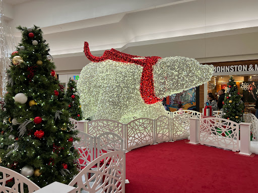 Shopping Mall «Woodland Mall», reviews and photos, 3195 28th St SE, Grand Rapids, MI 49512, USA