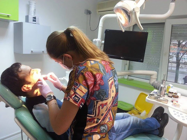 Dr. Monica Vijulie-Olimar Dentistes
