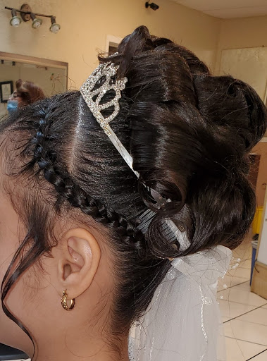 Beauty Salon «Estrellita Beauty Salon», reviews and photos, 1016 N Dallas Ave, Lancaster, TX 75146, USA