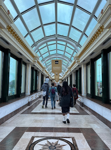 Comments and reviews of Link bridge from Trafford Palazzo to the Trafford Centre