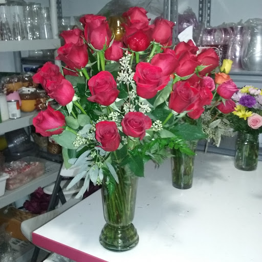 Florist «Agape Flowers & Gifts», reviews and photos, 109 Randolph Rd, Silver Spring, MD 20904, USA