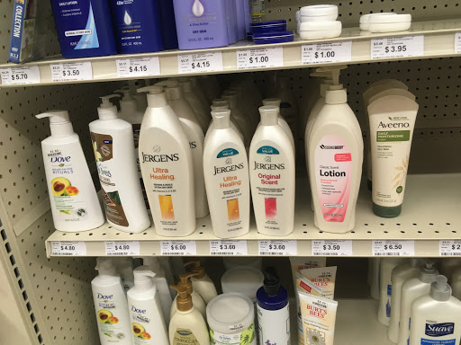 Discount Store «Big Lots», reviews and photos, 7565 W Hillsborough Ave, Tampa, FL 33615, USA