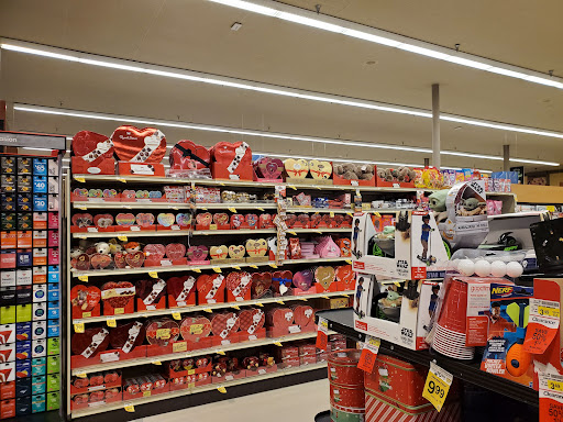 Grocery Store «Safeway», reviews and photos, 1755 Pacific Hwy W, Junction City, OR 97448, USA