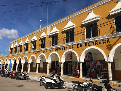 Mercado Municipal Donato Bates Herrera