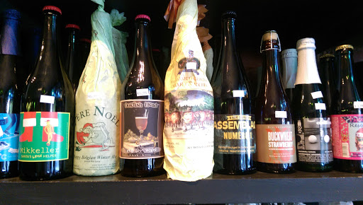 Liquor Store «Louisville Beer Store», reviews and photos, 746 E Market St, Louisville, KY 40202, USA