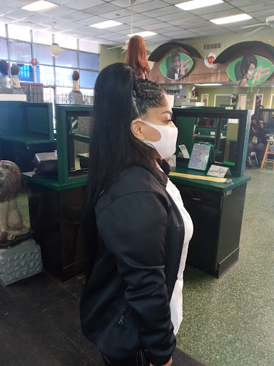 Beauty Salon «House of Brown Beauty Salon», reviews and photos, 9420 Jensen Dr, Houston, TX 77093, USA