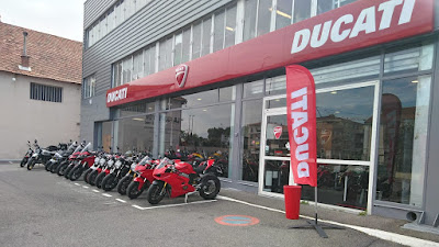 Ducati Avignon "JMS Bike Store" à Avignon