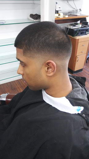 Barber Shop «Scissorhands Barber Shop & Shave Parlor», reviews and photos, 70 Easton Ave, New Brunswick, NJ 08901, USA