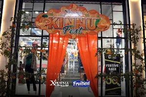 Xin Mall image