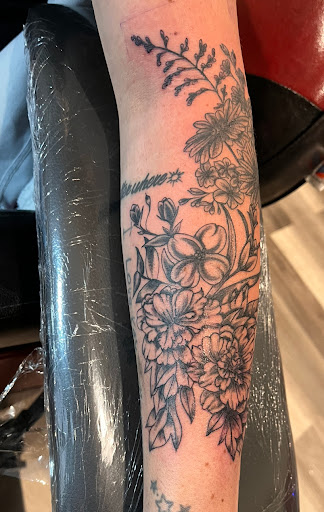Explore tank tattoo ideas, creative tattoo ideas in Slinger, available at Tattoo Therapy By T