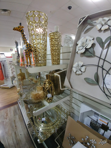 Department Store «HomeGoods», reviews and photos, 4190 Vinewood Ln N #134, Plymouth, MN 55442, USA